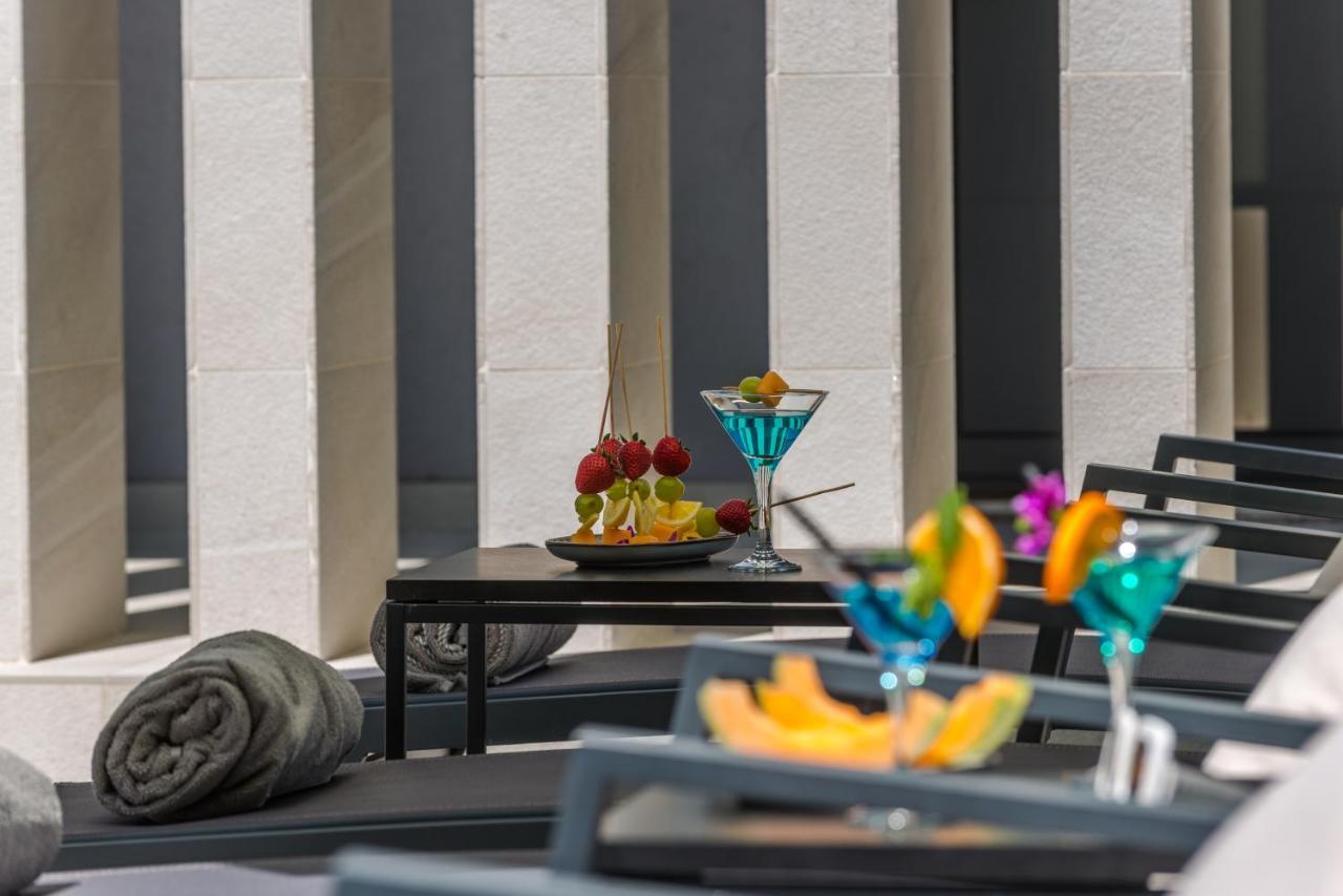 Villa Oasis - Your Luxury Home Away From Home Celopeci エクステリア 写真