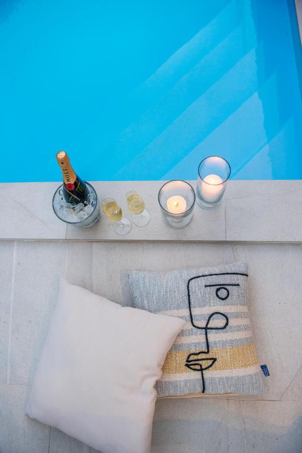 Villa Oasis - Your Luxury Home Away From Home Celopeci エクステリア 写真